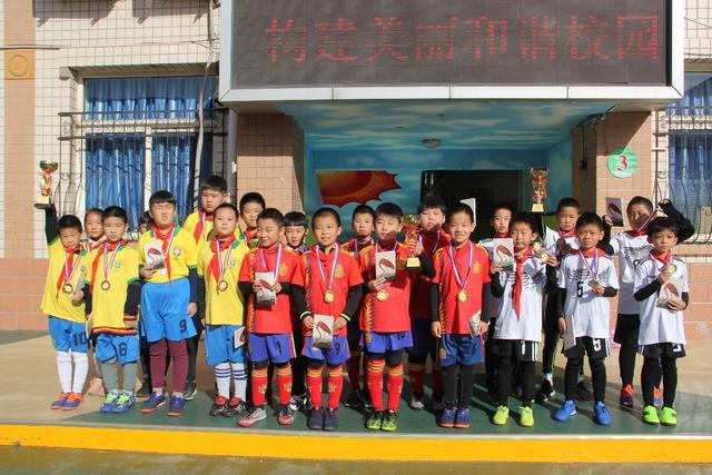 男子第1次买大乐透就中1363万 笑称来的太突然